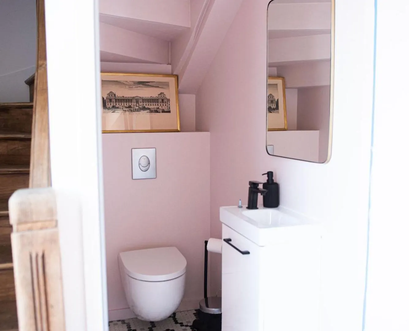 New Remodeled Home 4Bed/3.5Bath, Walking To Beach! Saint-Lunaire 0*,  Francia